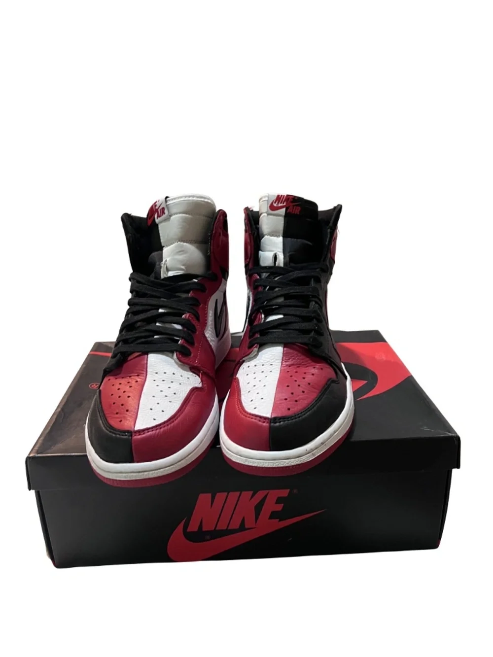 Nike Air Jordan 1 Retro High OG Homage To Home Size 12 861428-061 Sneakers VNDS